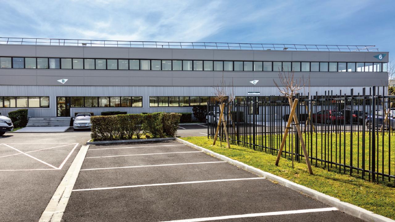Local d'activité Bruges 2407m² Location local d'activité Bruges Gironde OLACT2421211 2
